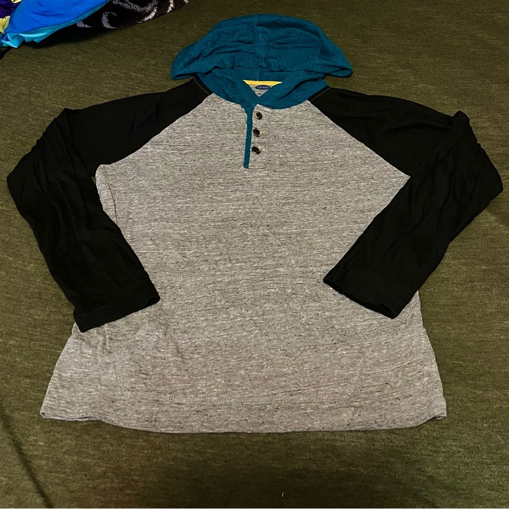 Old Navy | L | boys | 10-12 | Gray and Black long sleeve hooded Shirt